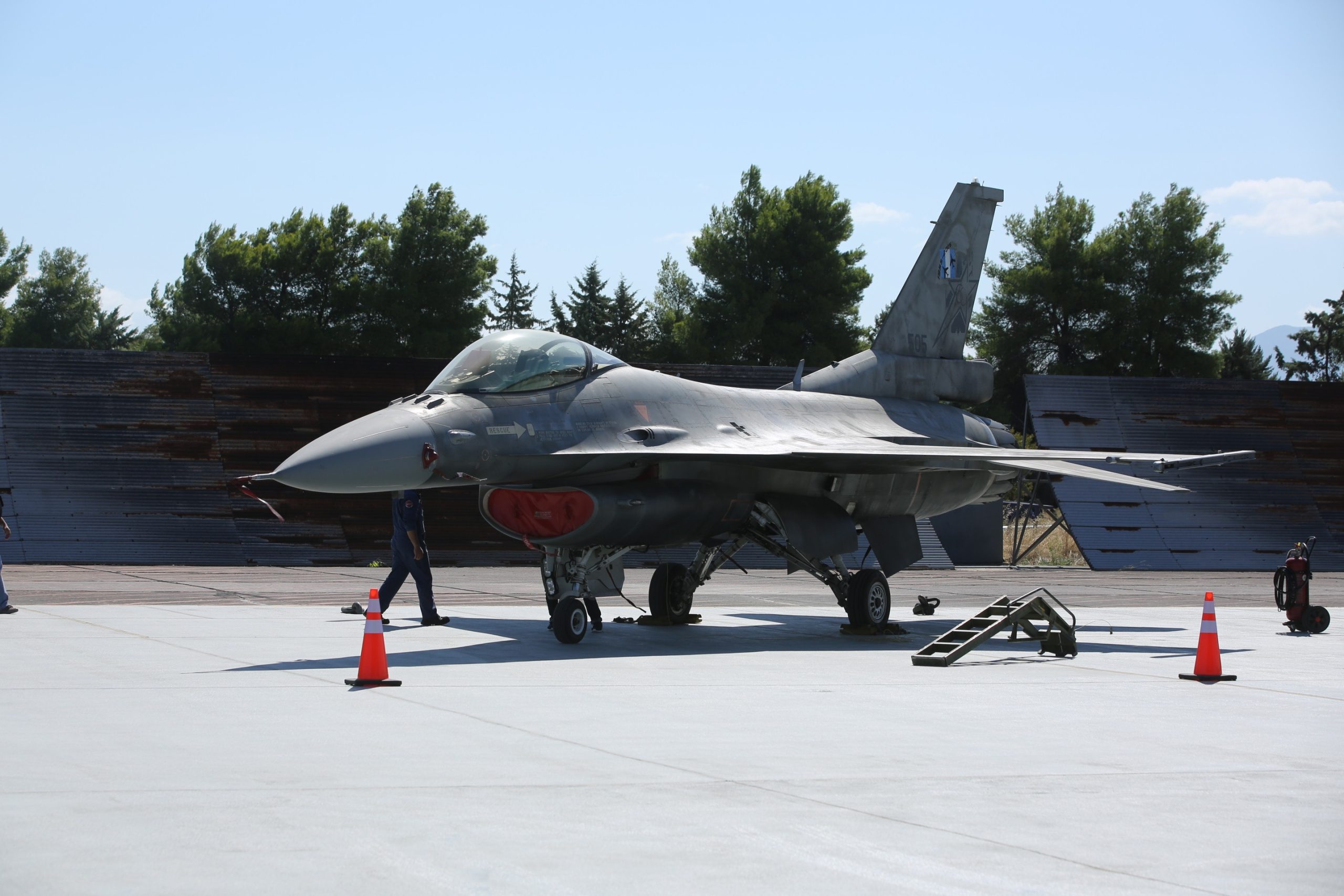 DAB HA CONSEGNATO IL PRIMO F-16 VIPER AGGIORNATO ALL'AIR FORCE